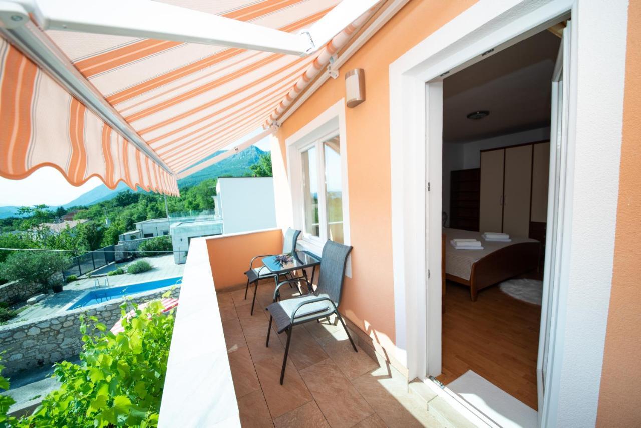 Apartman Sous Les Rochers Grižane Exterior foto
